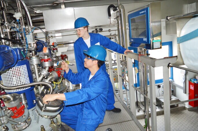 Ausbildung zum Chemikanten (m/w/d), 1. Bild
